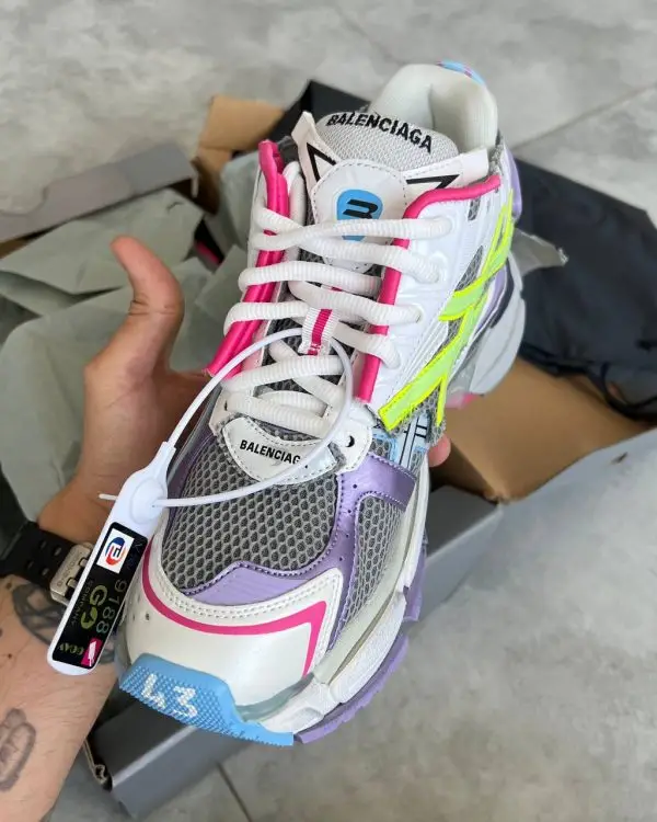 کتونی BALENCIAGA RUNNER هفت رنگ کد 5061